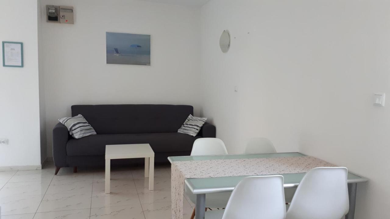 Apartment Pejnovic Malinska Exterior foto